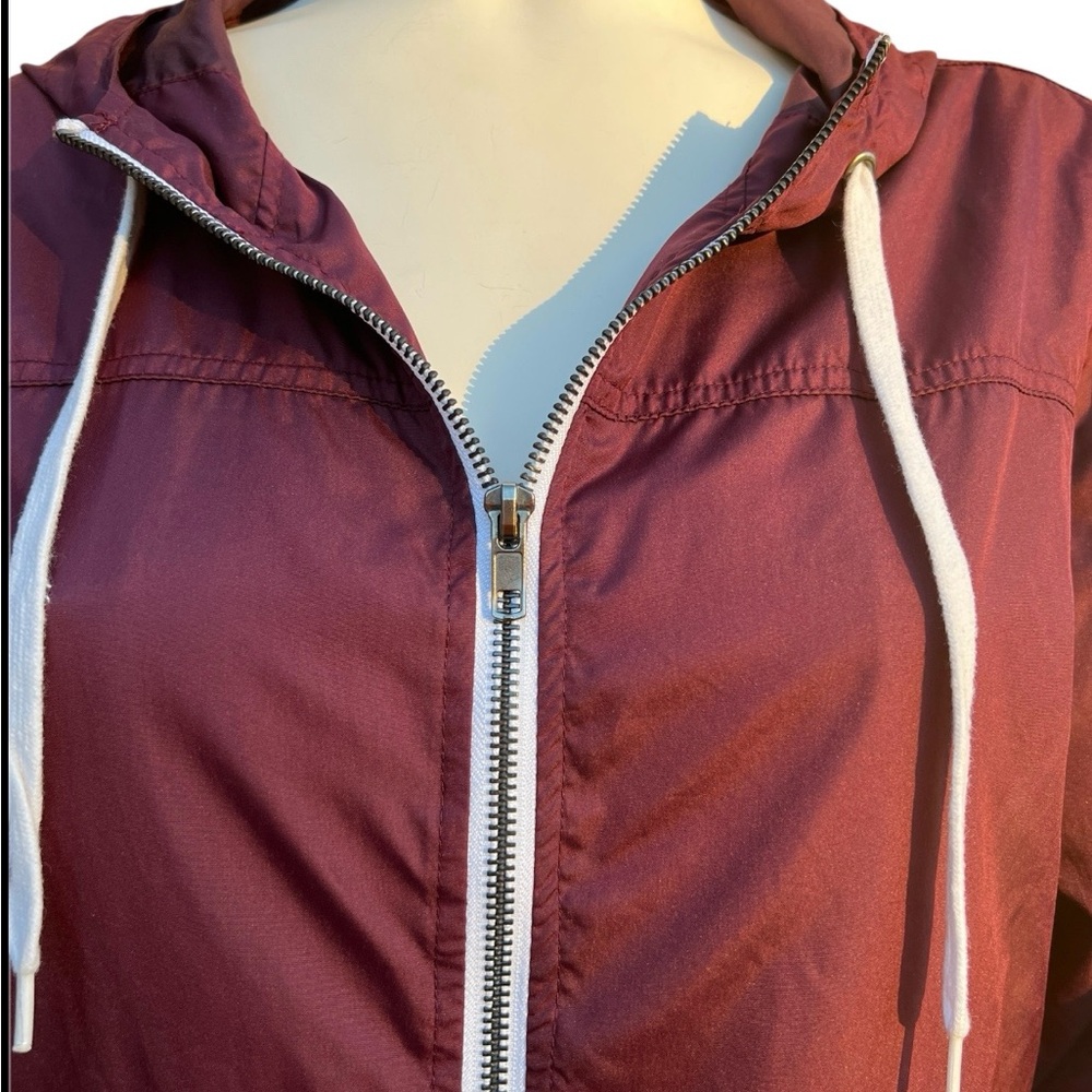Zine Clothing Women’s Burgundy Hooded Bomber Jacket - Picture 3 of 5